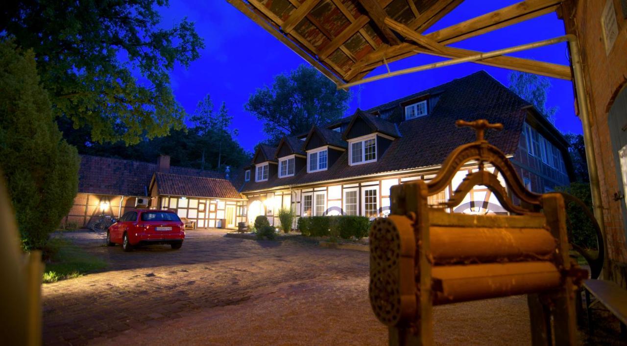 Landhotel Gutshof Im Oertzetal In Oldendorf, Suedheide 赫曼斯堡 外观 照片