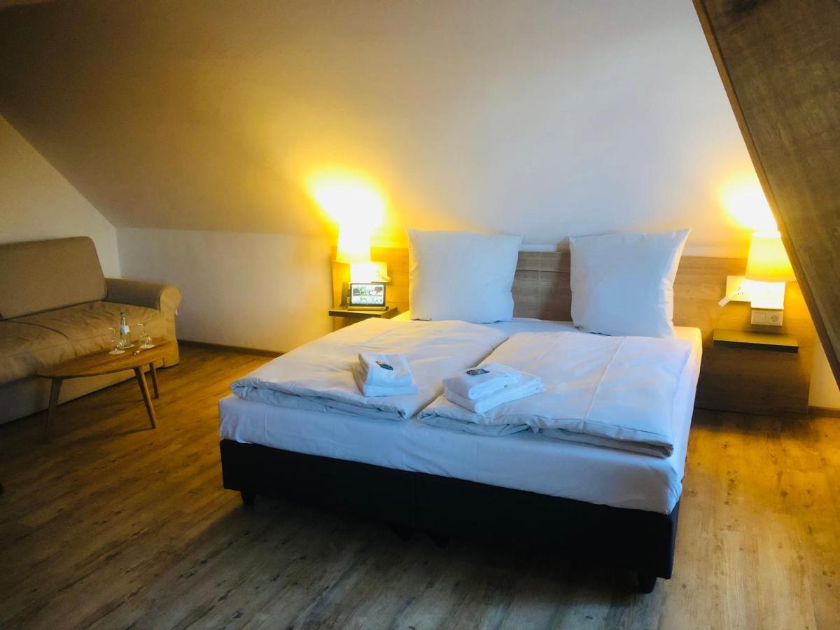 Landhotel Gutshof Im Oertzetal In Oldendorf, Suedheide 赫曼斯堡 外观 照片