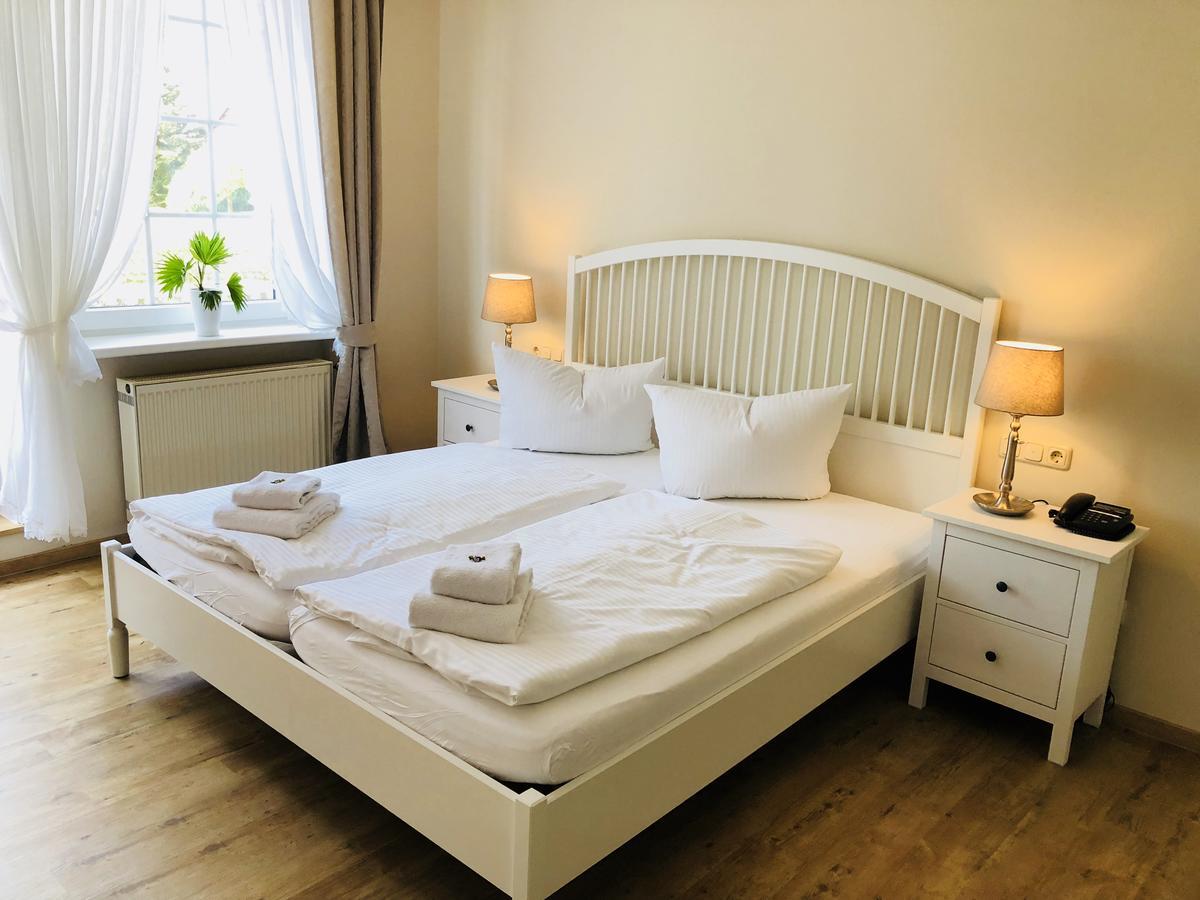 Landhotel Gutshof Im Oertzetal In Oldendorf, Suedheide 赫曼斯堡 外观 照片